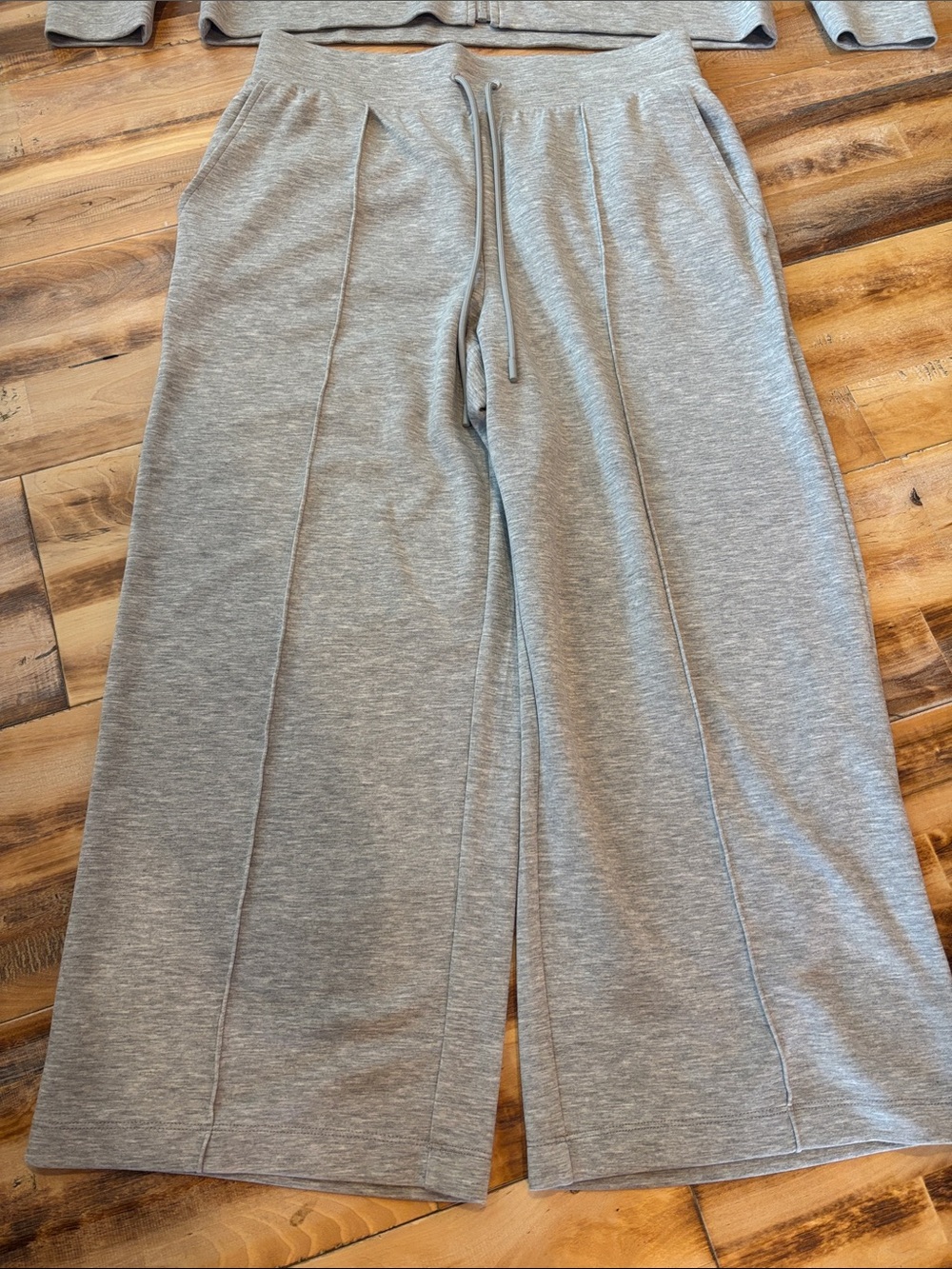 Talbots Light Gray Wide-Leg Lounge Pants with Matching Zip Jacket - Picture 2 of 9